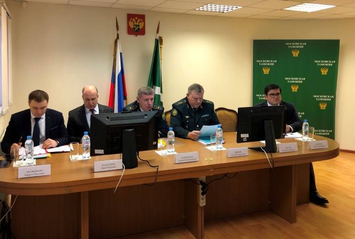  2019       55 995  .