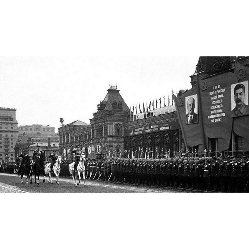 В Москве установят памятный знак посвященный Параду Победы в ВОВ